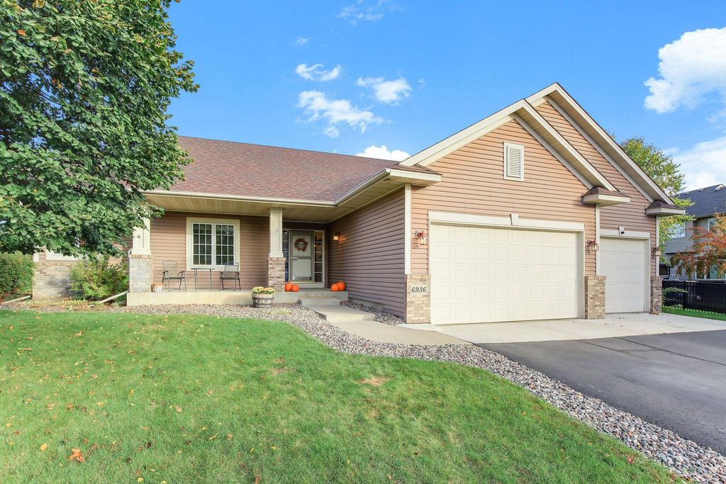 Photo of 6936 98th Street S, Cottage Grove, MN 55016 (MLS # 6808015)