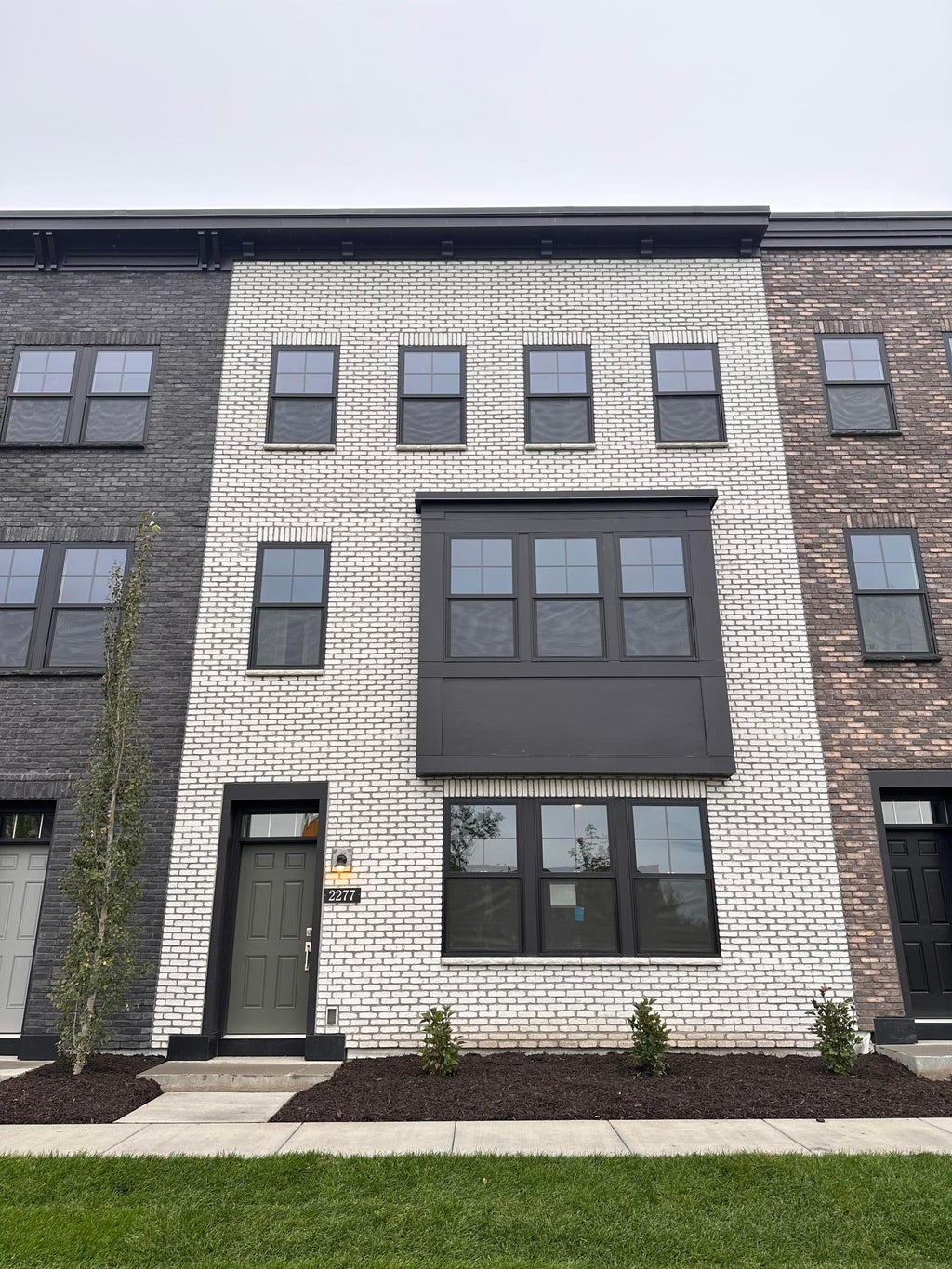 Photo of 2277 Beechwood Avenue, Saint Paul, MN 55116 (MLS # 7150749)