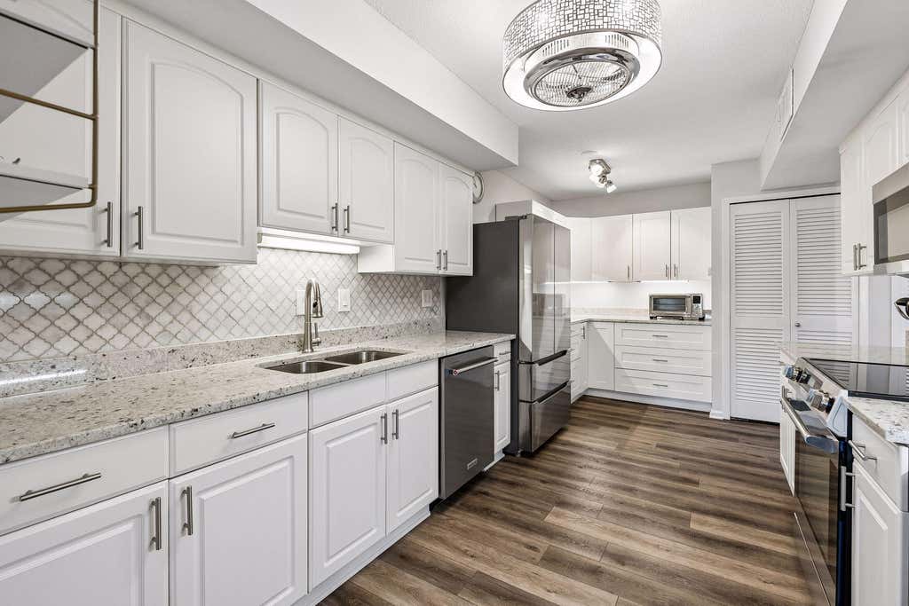 Photo of 3412 Oak Ridge Road #308, Hopkins, MN 55305 (MLS # 7124059)