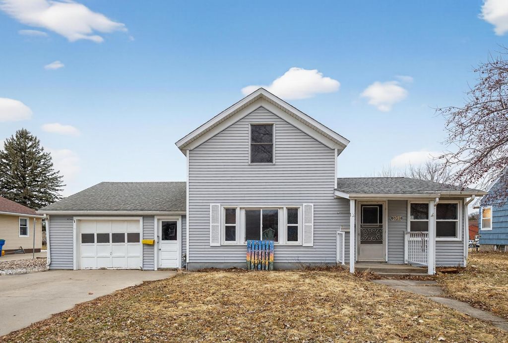 Photo of 431 E 13th Street, Saint Charles, MN 55972 (MLS # 7029963)