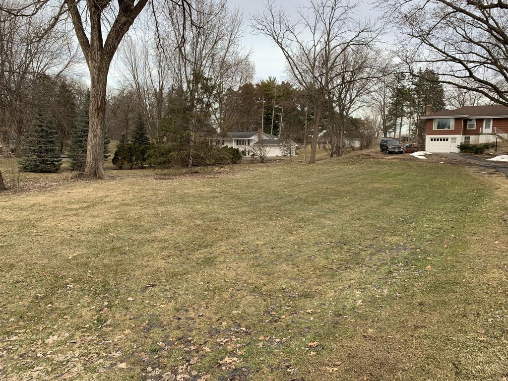 Photo of 118 Balsam Lane N, Plymouth, MN 55441 (MLS # 7048178)