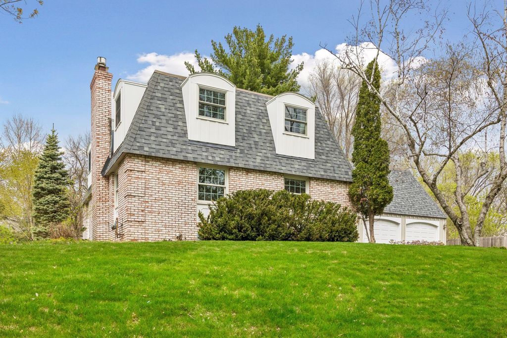 Photo of 15074 Highland Trail, Minnetonka, MN 55345 (MLS # 7011153)