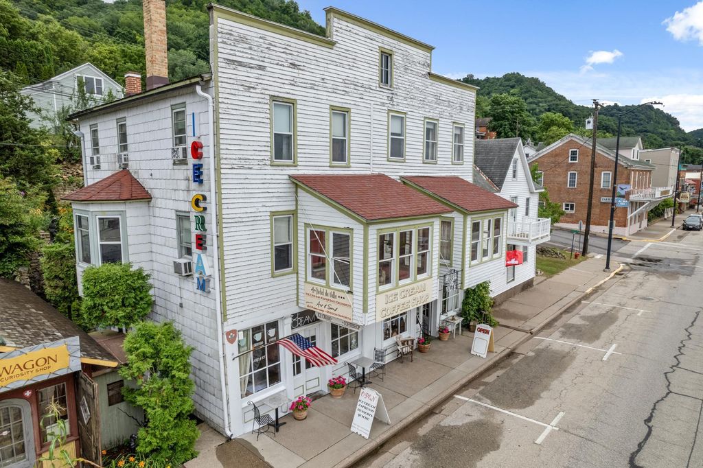 Photo of 305 N Main Street, Alma, WI 54610 (MLS # 7007069)