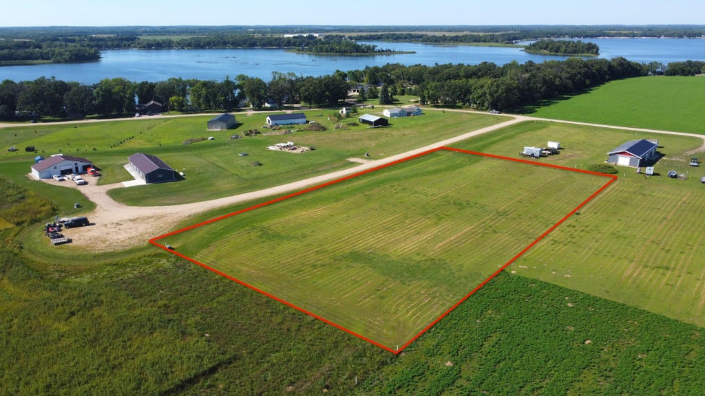 Photo of 140 Bonnies Ln Ln, Ottertail, MN 56571 (MLS # 7136582)