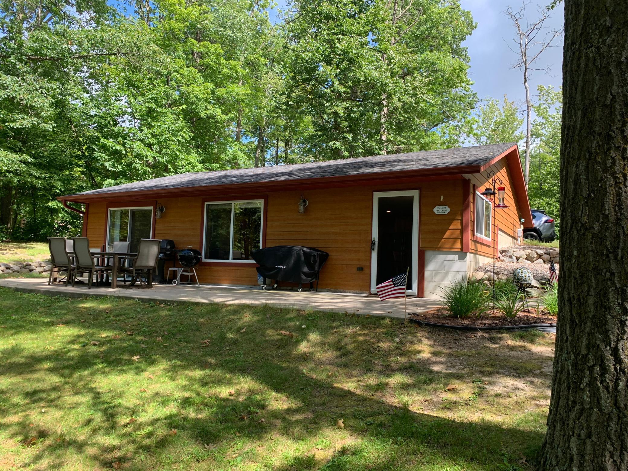 1087 County 46 NW