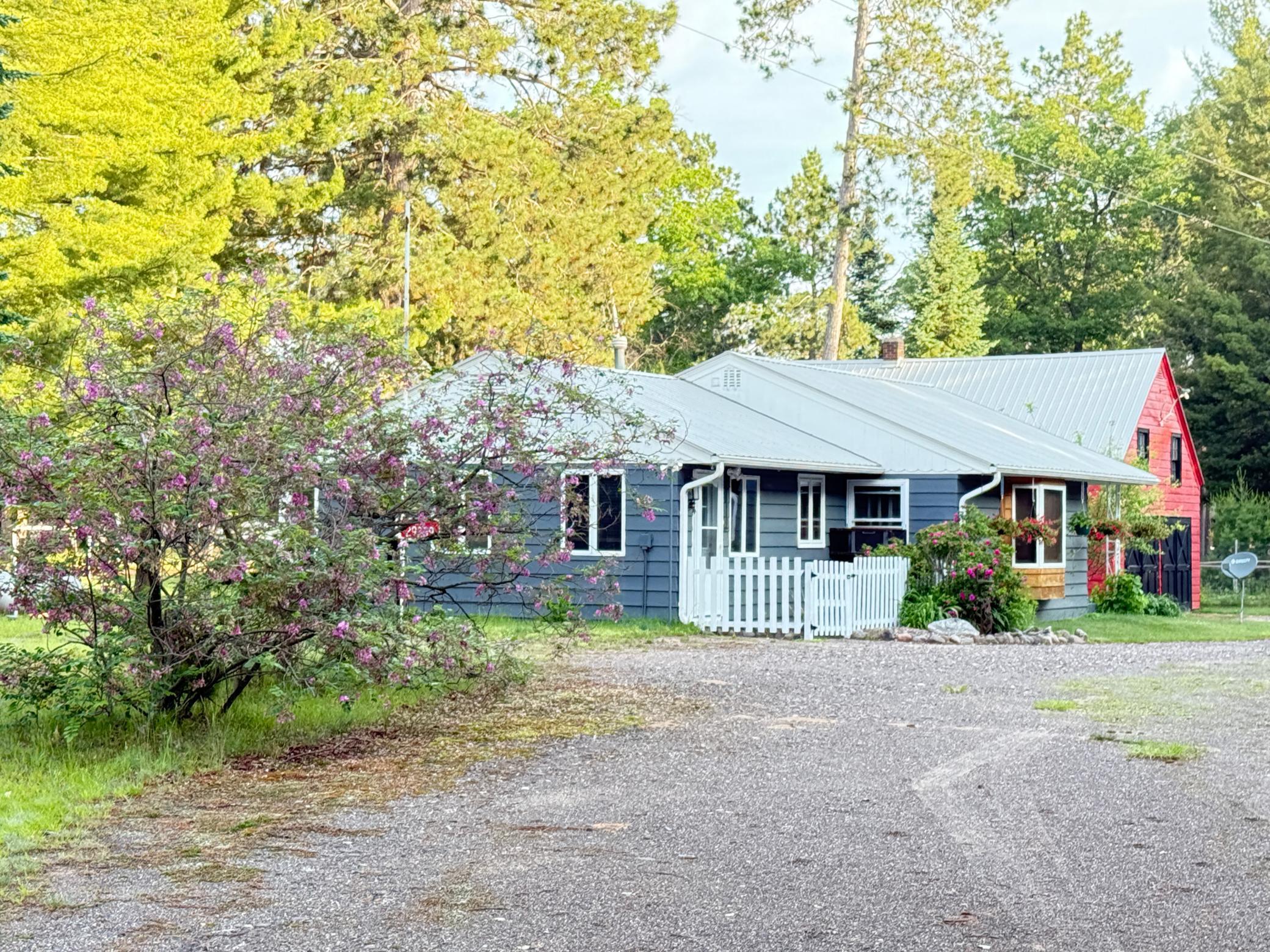 29239 & 29233 County Road H