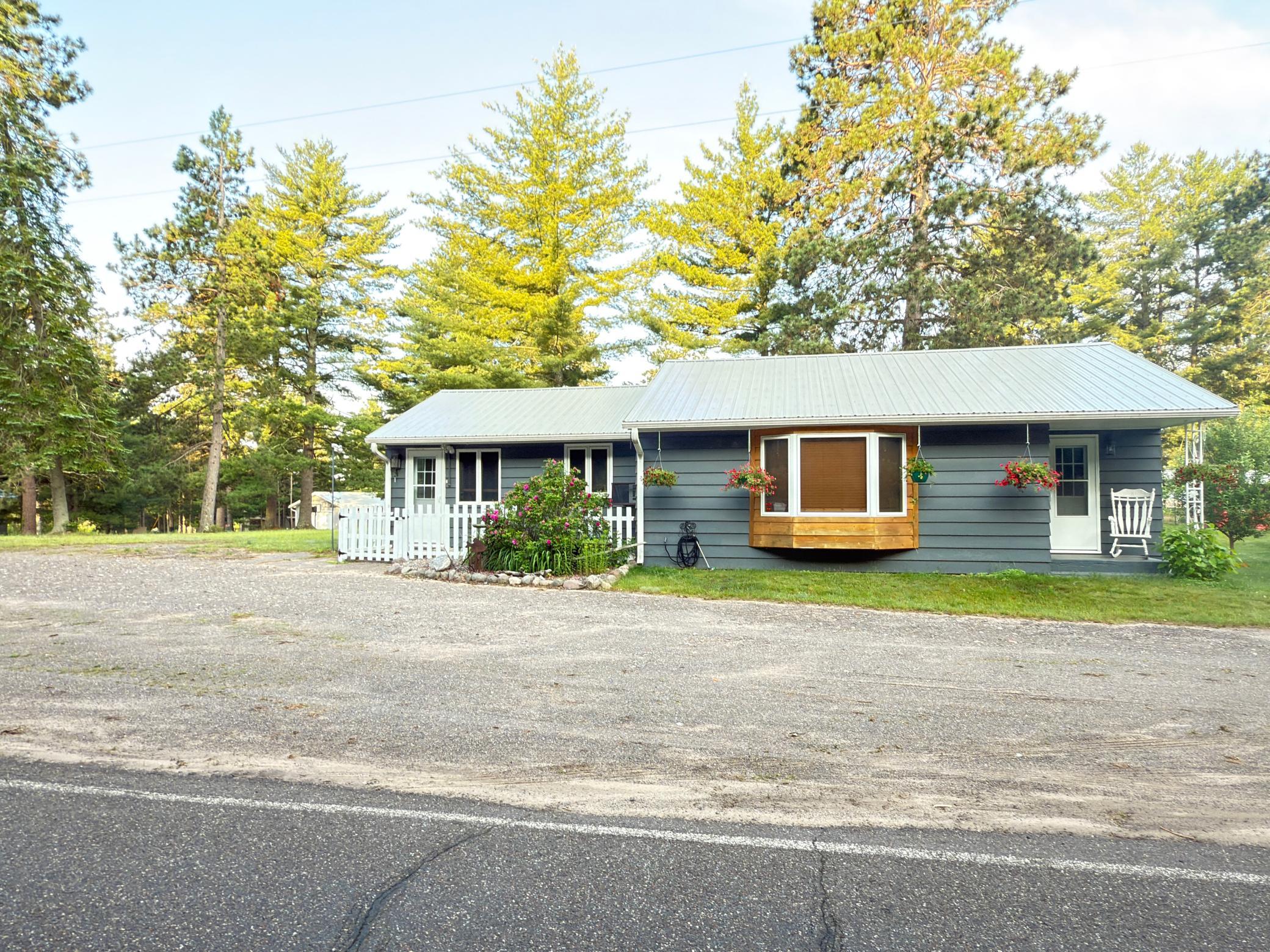 29239 & 29233 County Road H