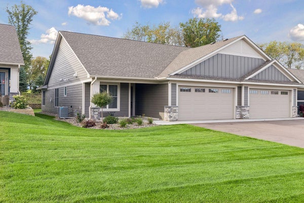 1440 KASILOF CT, RIVER FALLS, WI 54022 - Image 867c8dabf1f9c7f25a0f8e4fb10b750b/647664995