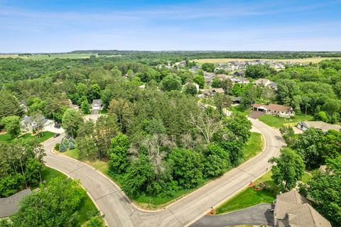 Photo of 595 Hillside Drive, Prescott, WI 54021 (MLS # 7083469)