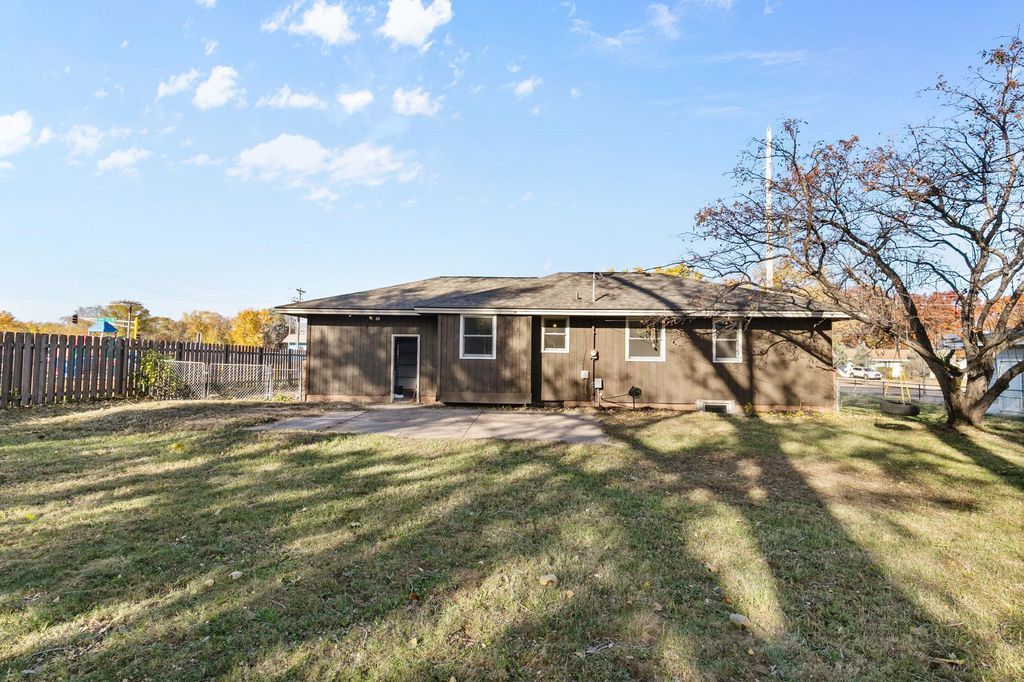 Photo of 618 109th Avenue NE, Blaine, MN 55434 (MLS # 7004798)