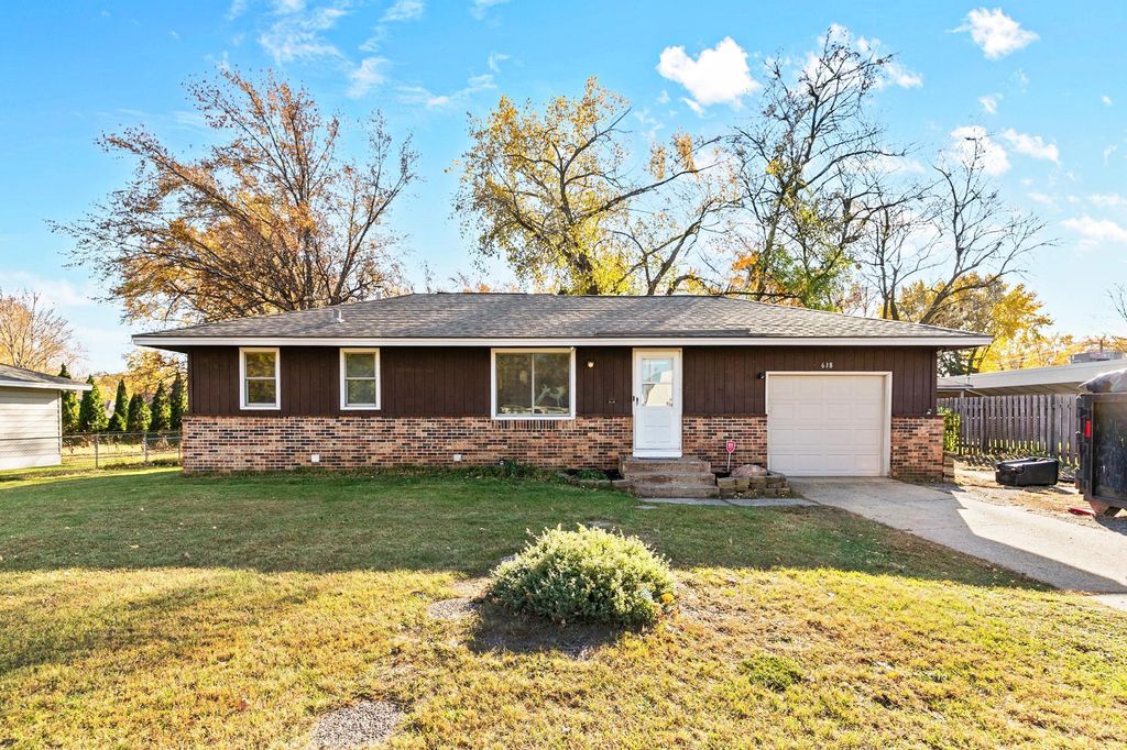 Photo of 618 109th Avenue NE, Blaine, MN 55434 (MLS # 7004798)