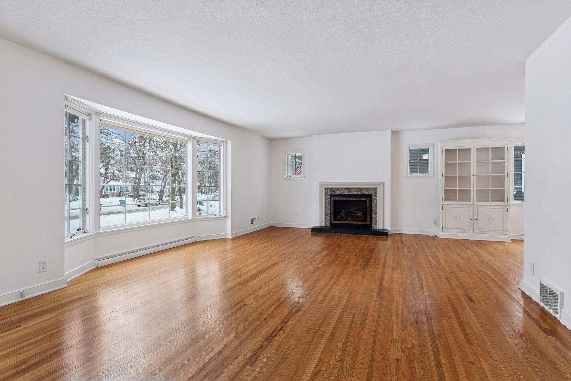 4012 Linden Hills Boulevard