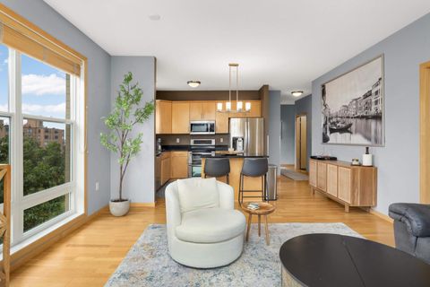 301 Oak Grove Street 414 Minneapolis MN 55403