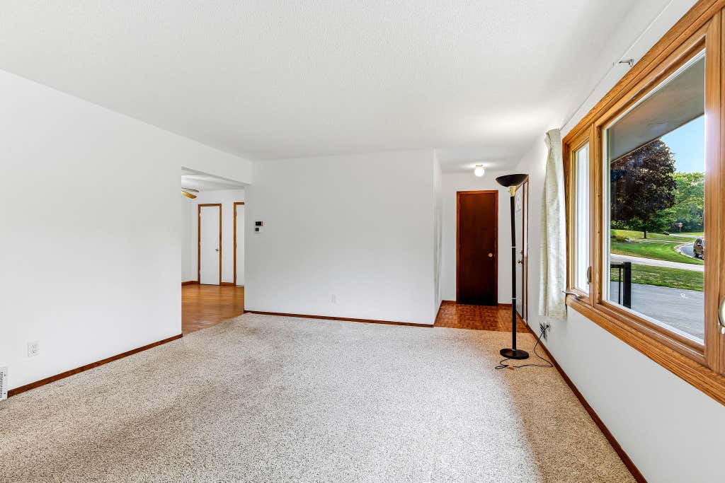 Photo of 104 Meadow Circle N, Burnsville, MN 55337 (MLS # 7132691)