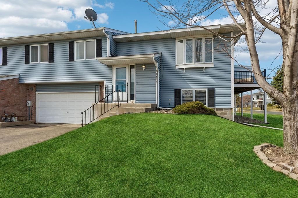 Photo of 14805 Lower Endicott Way, Apple Valley, MN 55124 (MLS # 7023219)