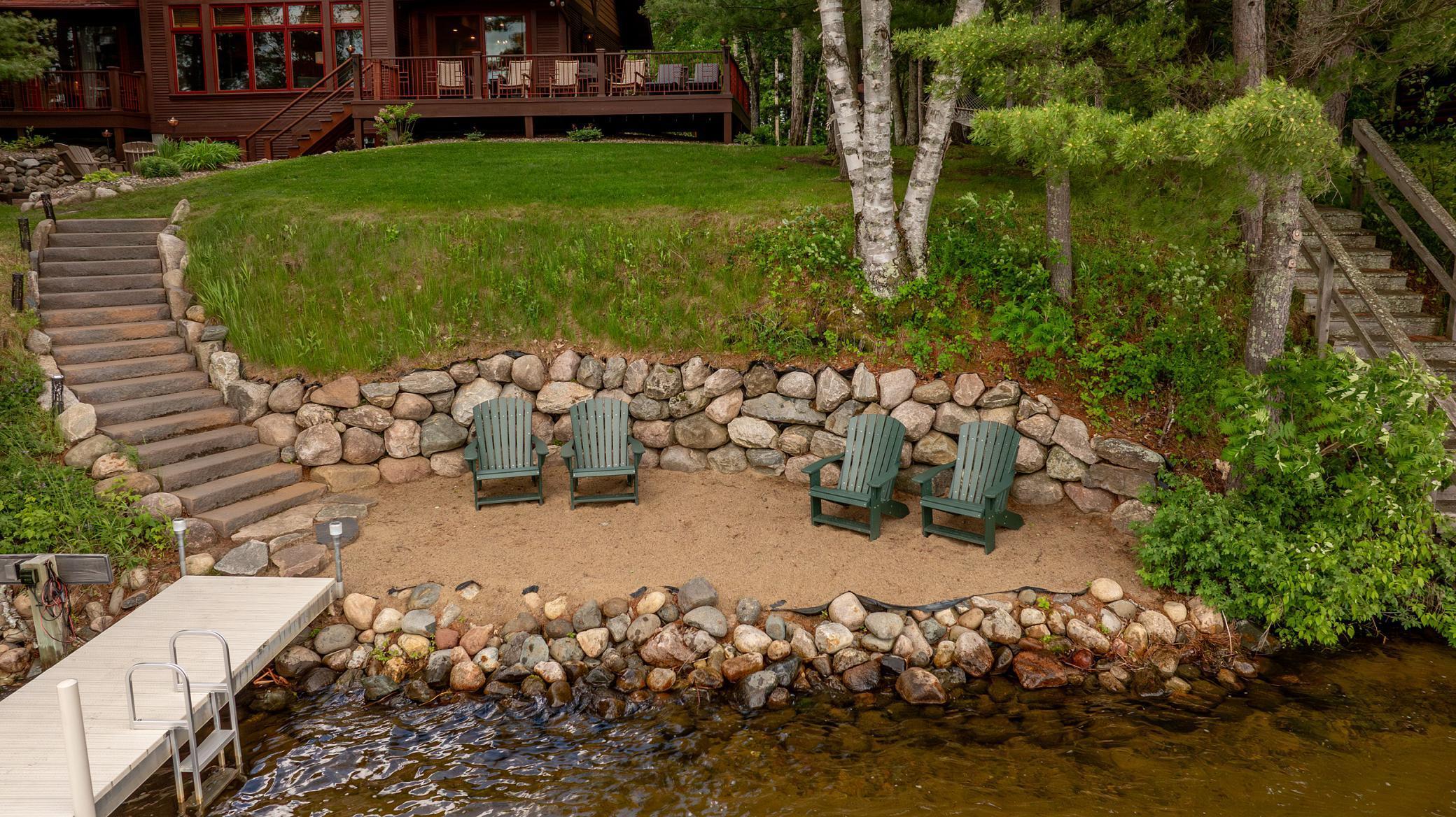 14896 Wolf Trail