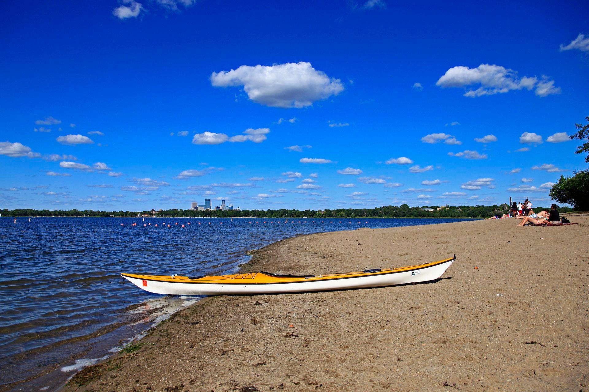 Minneapolis, Minnesota, 55410, United States, 5 Bedrooms Bedrooms, ,5 BathroomsBathrooms,Residential,Active,2051979