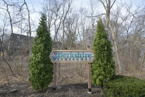 10405 Berkshire Road Bloomington MN 55437