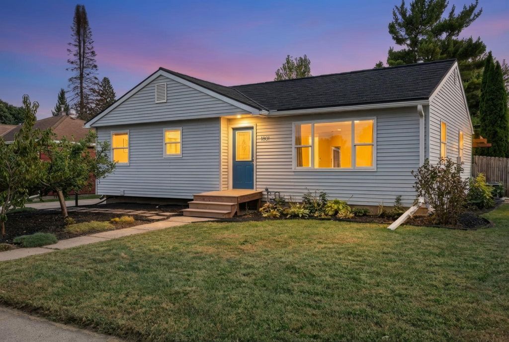 Photo of 1801 4th Avenue NW, Austin, MN 55912 (MLS # 6822783)