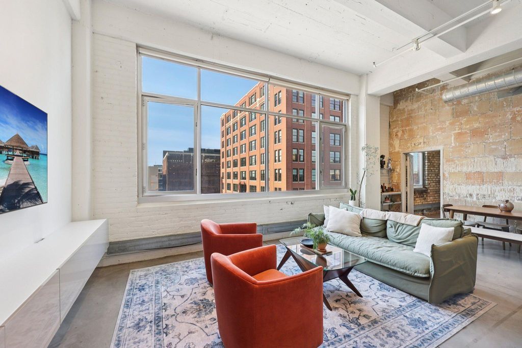 Photo of 700 Washington Avenue N #505, Minneapolis, MN 55401 (MLS # 7028436)