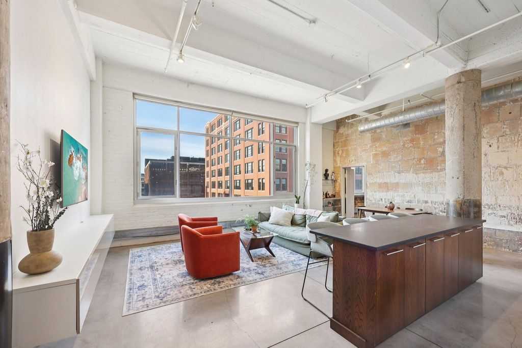 Photo of 700 Washington Avenue N #505, Minneapolis, MN 55401 (MLS # 7028436)