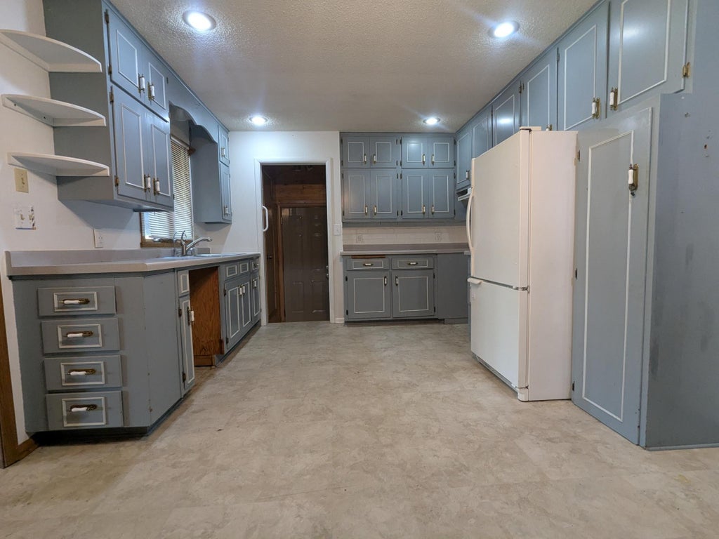 Photo of 518 Sunrise Avenue, Paynesville, MN 56362 (MLS # 7144411)