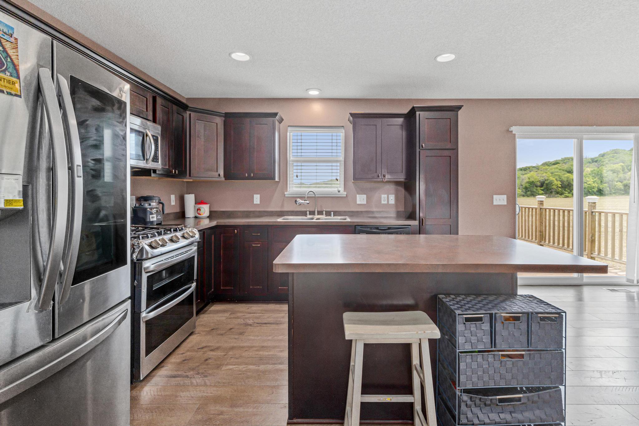 613 Farmers Place