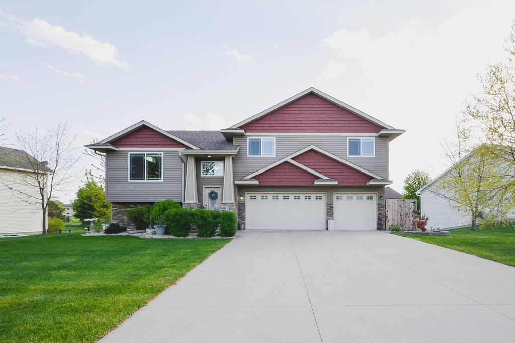 Photo of 5156 Harvest Curve, Mayer, MN 55360 (MLS # 7055553)
