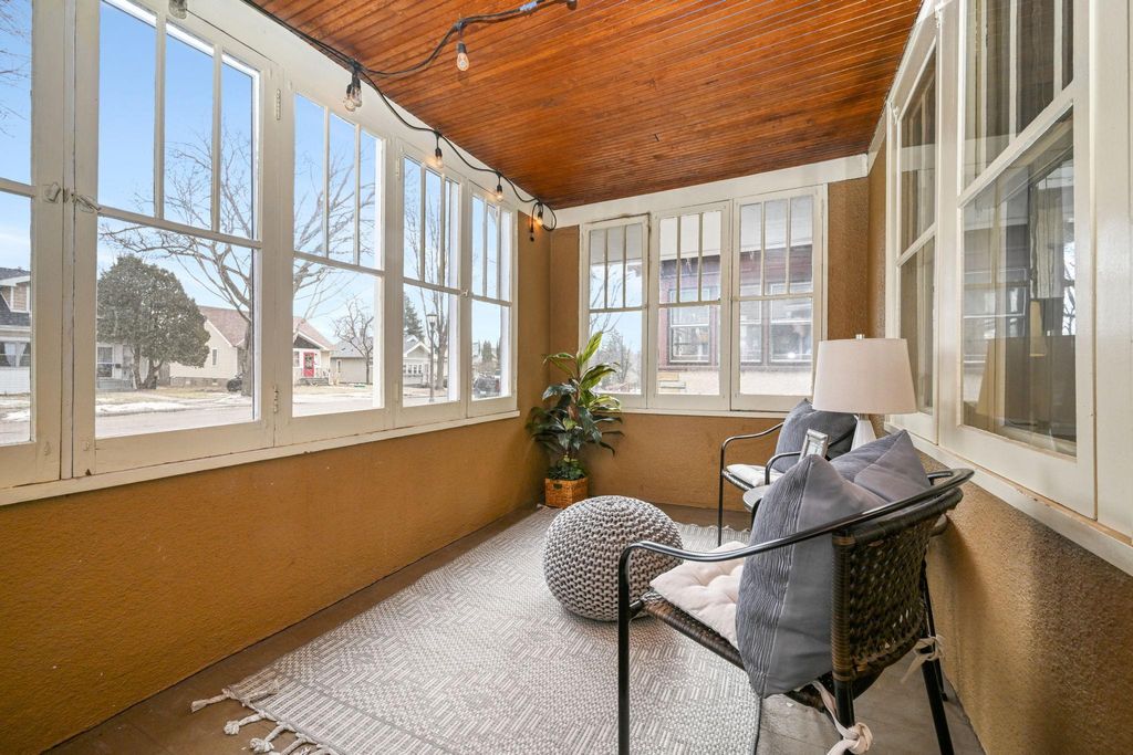 Photo of 1361 Simpson Street, Saint Paul, MN 55108 (MLS # 7022474)