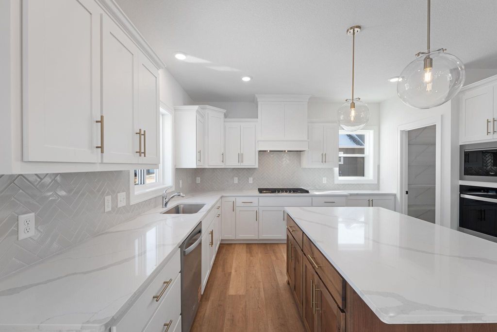 Photo of 7459 Waters Edge Avenue, Shakopee, MN 55379 (MLS # 7026396)