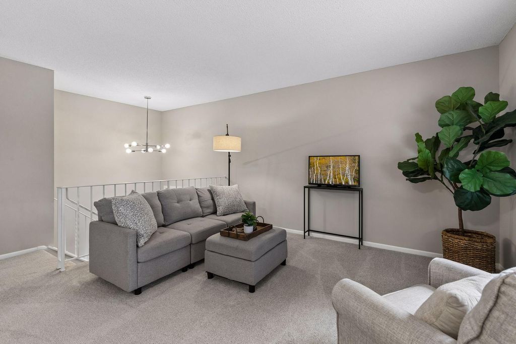Photo of 675 E 143rd Street, Burnsville, MN 55337 (MLS # 7098132)