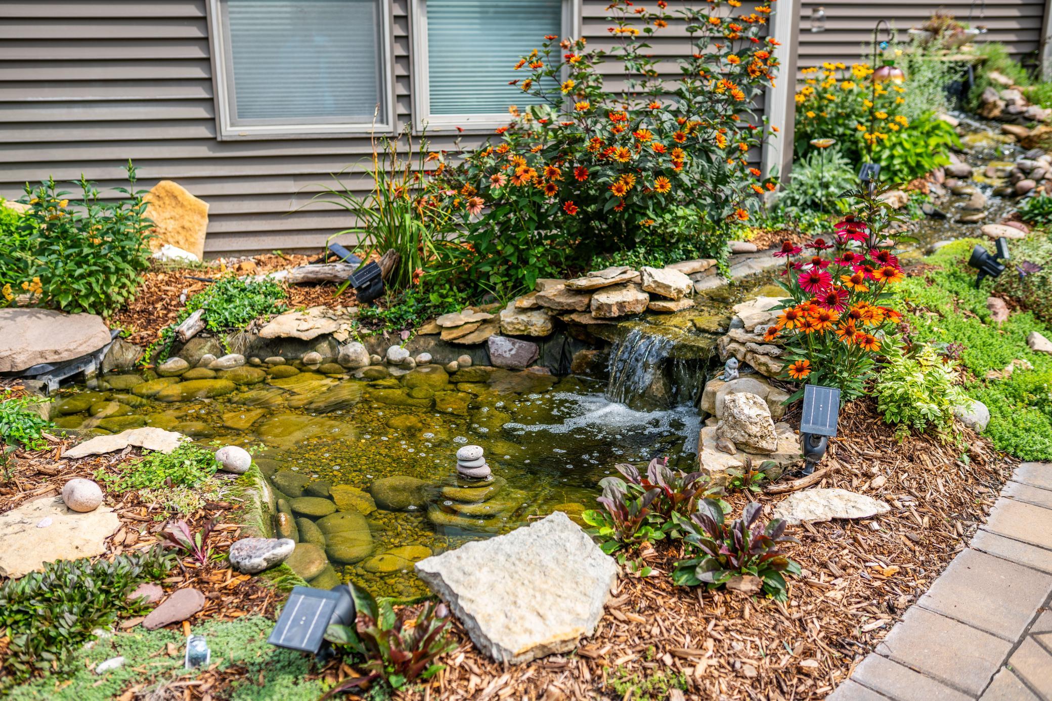 2990 Stone Park Drive NE