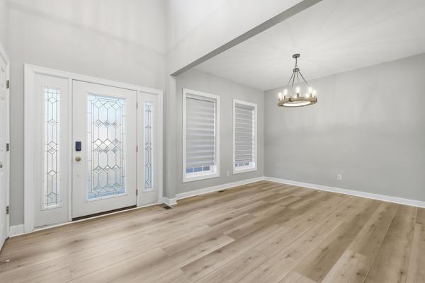 943 Earley Lake Curve