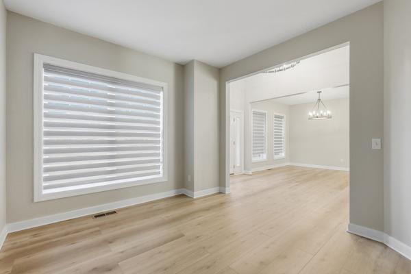 943 Earley Lake Curve