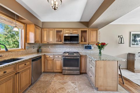 10243 Englewood Drive Eden Prairie MN 55347