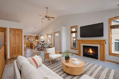 Photo of 14313 Savanna Oaks Drive, Savage, MN 55378 (MLS # 7030428)