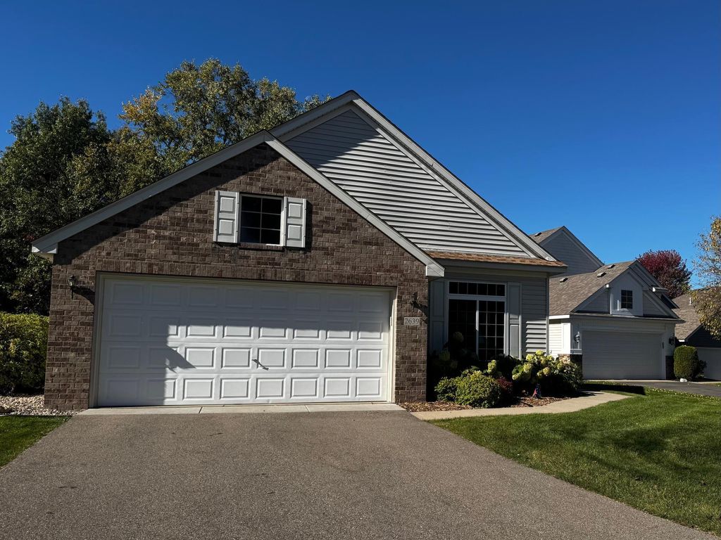 Photo of 2639 Oak Ridge Trail, Woodbury, MN 55125 (MLS # 6798840)