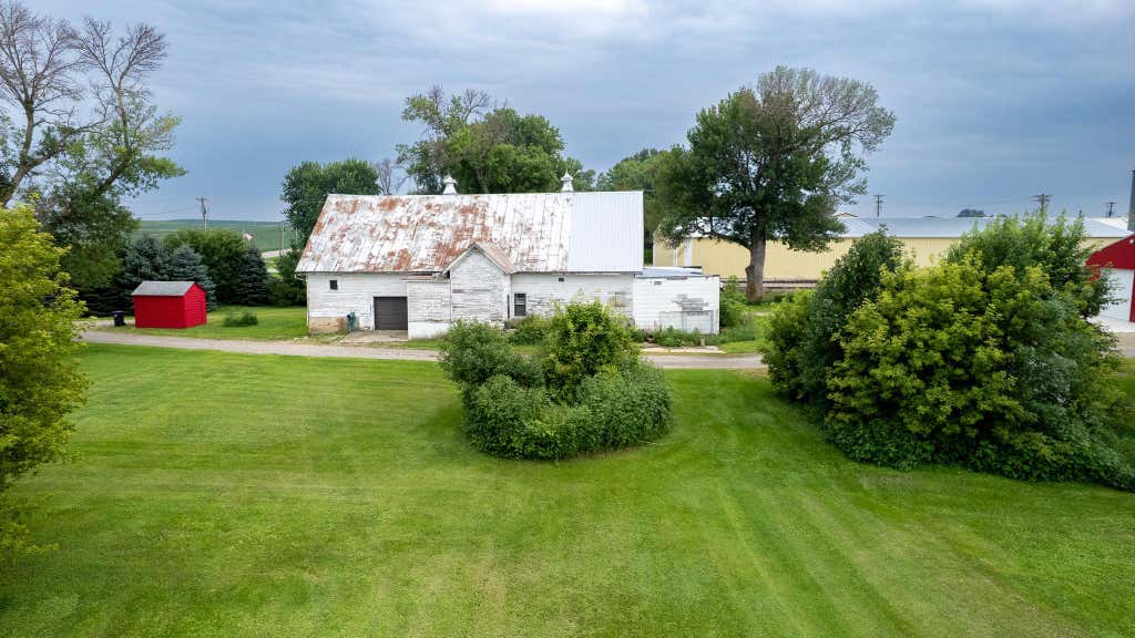 Photo of 21509 700th Avenue, Alden, MN 56009 (MLS # 7126834)
