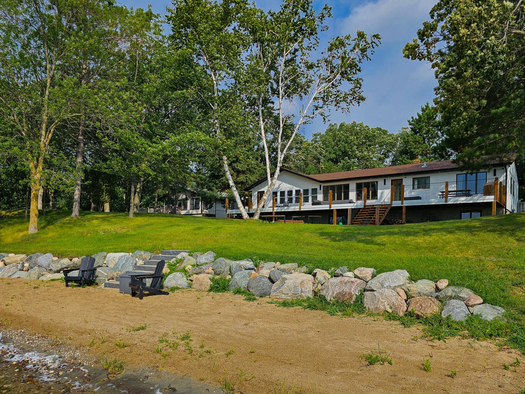 44738 Crimson Dr