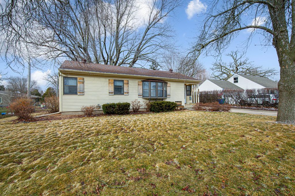 Photo of 316 Murray Street, Owatonna, MN 55060 (MLS # 7033184)