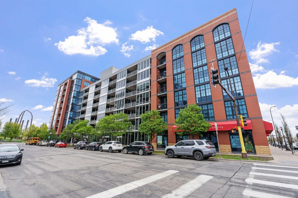 Photo of 215 10th Avenue S #207, Minneapolis, MN 55415 (MLS # 7071940)