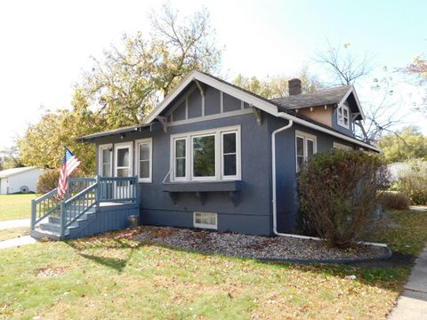 Photo of 1016 Granite Street, Granite Falls, MN 56241 (MLS # 6808310)