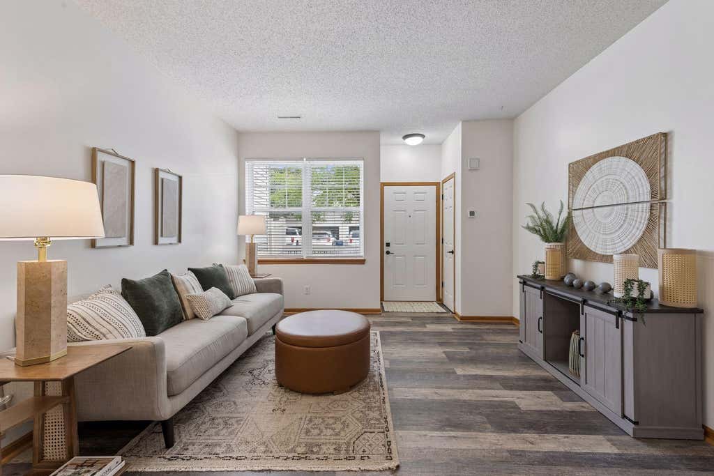 Photo of 1524 Liberty Circle, Shakopee, MN 55379 (MLS # 7120068)