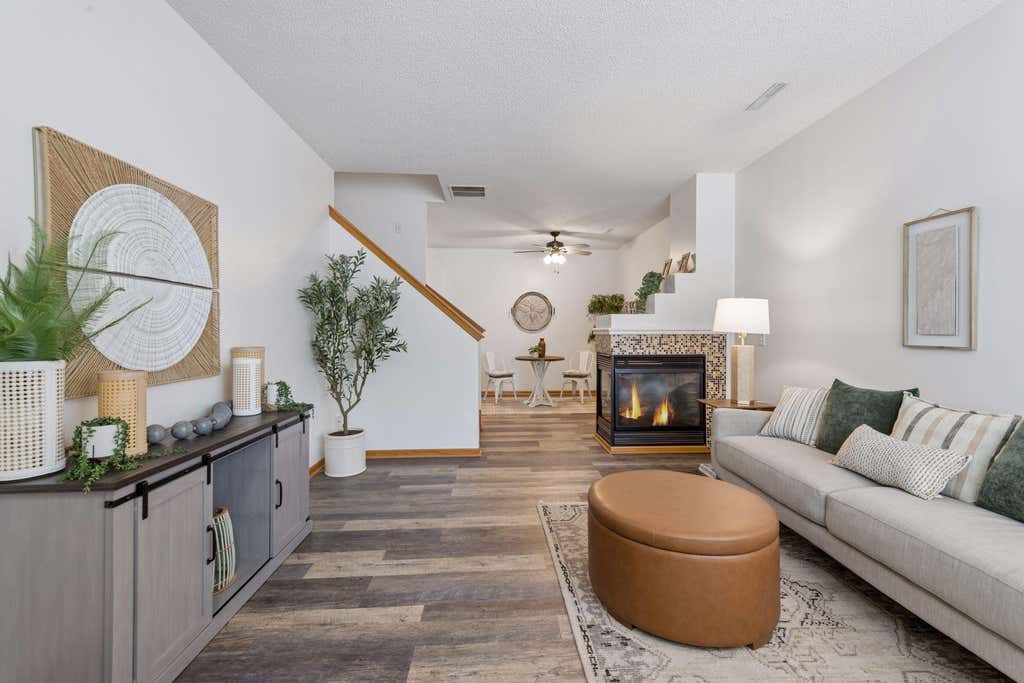 Photo of 1524 Liberty Circle, Shakopee, MN 55379 (MLS # 7120068)