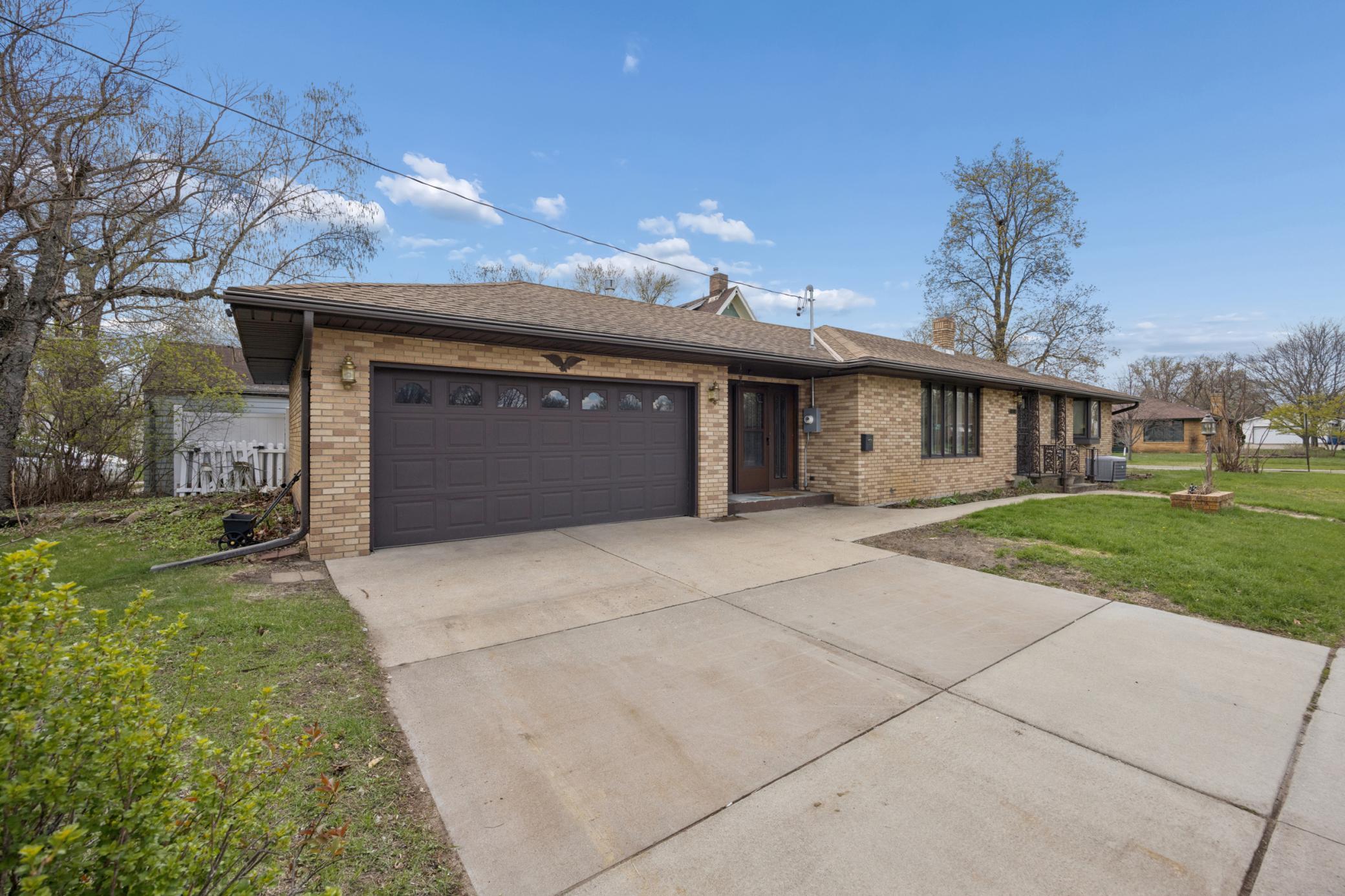 3018 9th Street N