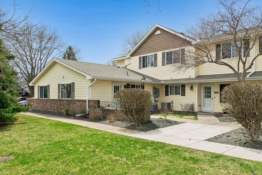 Photo of 7666 13th Street N, Oakdale, MN 55128 (MLS # 7056076)