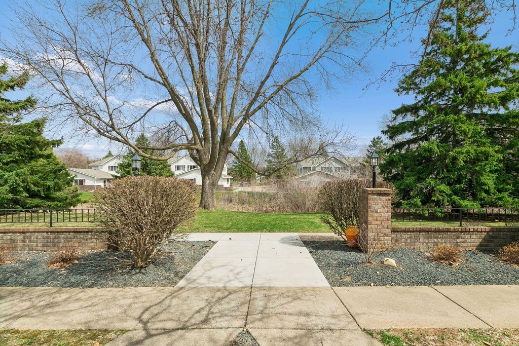 Photo of 7666 13th Street N, Oakdale, MN 55128 (MLS # 7056076)