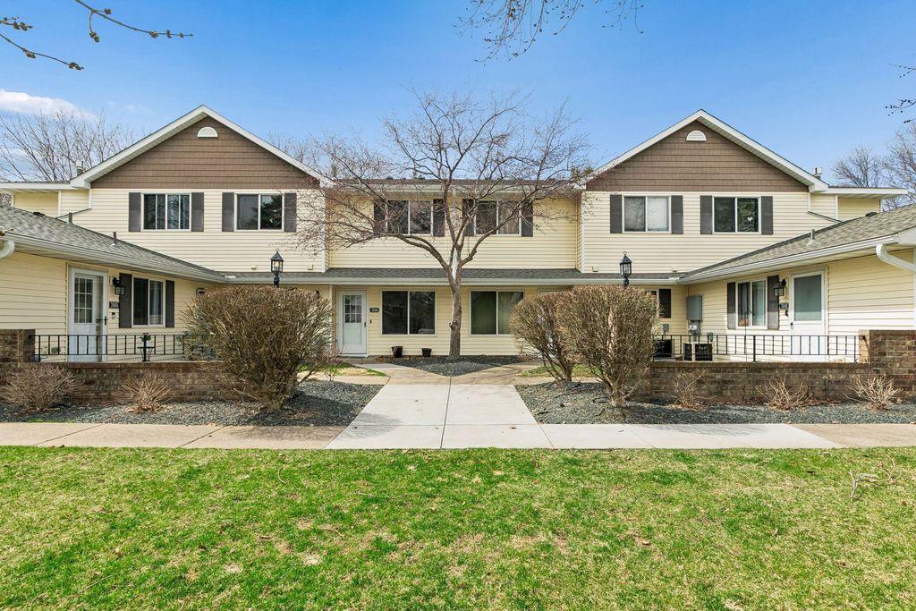 Photo of 7666 13th Street N, Oakdale, MN 55128 (MLS # 7056076)