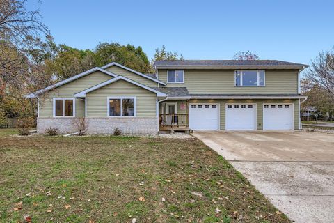 110 Powell Circle E Big Lake MN 55309