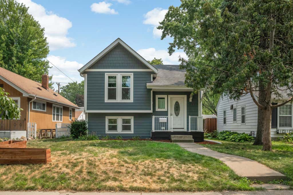 Photo of 5441 29th Avenue S, Minneapolis, MN 55417 (MLS # 7080785)